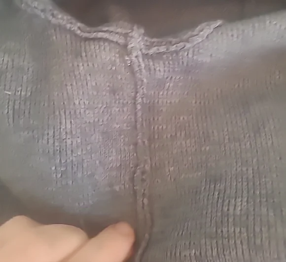 Cropped Cardigan - Picture 8 of 9